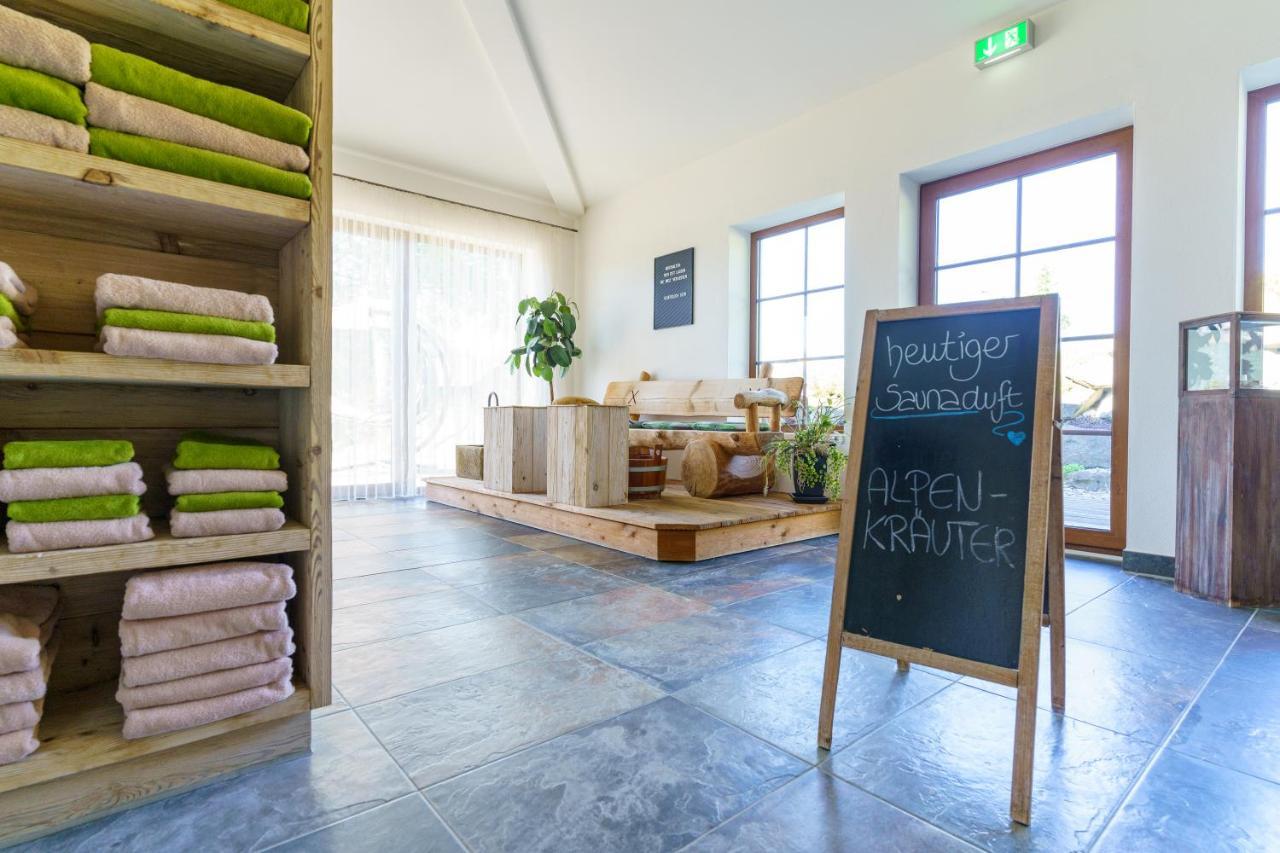 Landhotel Gockelwirt Eisenberg  Bagian luar foto